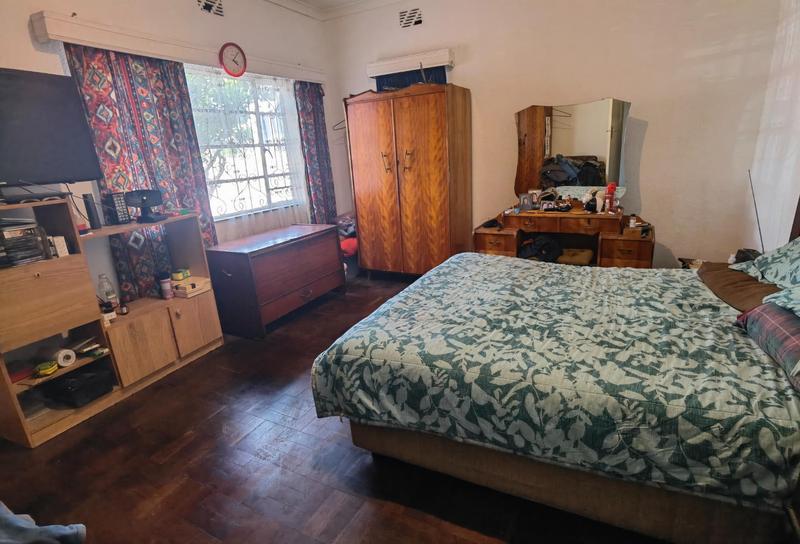 5 Bedroom Property for Sale in Goodwood Estate Western Cape